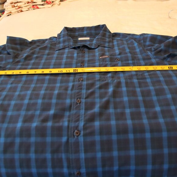Columbia Sportswear Company Blue/Black Plaid Performance Button Down Size XL - Picture 6 of 8